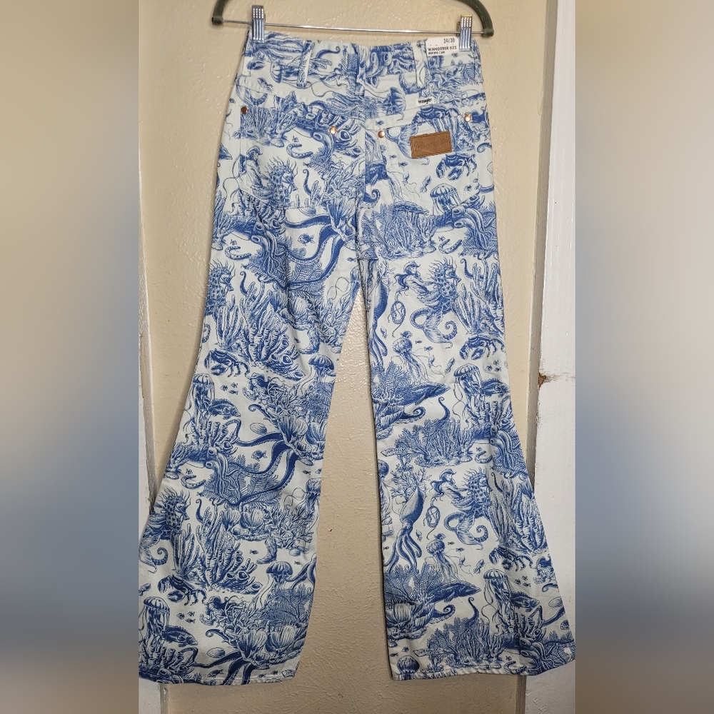 Wrangler High Rise Wanderer FLARE JEAN IN SAILING SEVEN SEAS Nautical Print - Picture 11 of 15